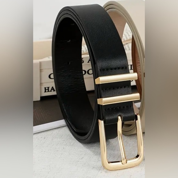 NWT Elegant Black PU Leather Belt with Gold Buckle - Picture 4 of 7